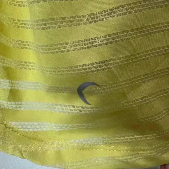 ZYIA YELLOW WORKOUT TANK SIZE SMALL - Picture 7 of 7